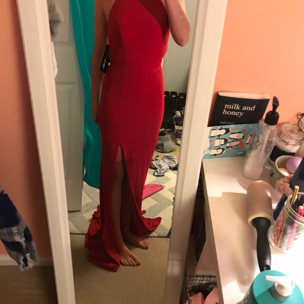 Never worn red prom dress from formals xo. - Picture 2 of 3
